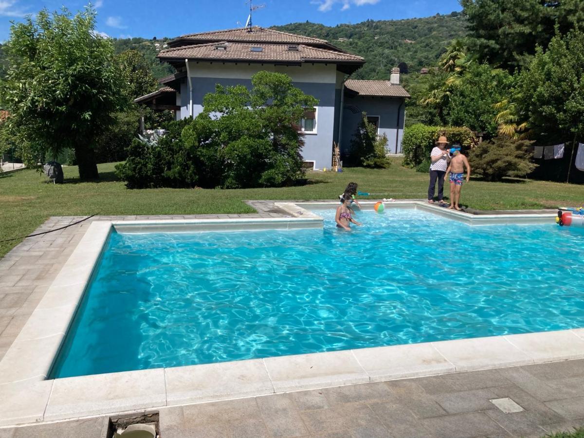 Appartamento Al Lago Lesa Buitenkant foto